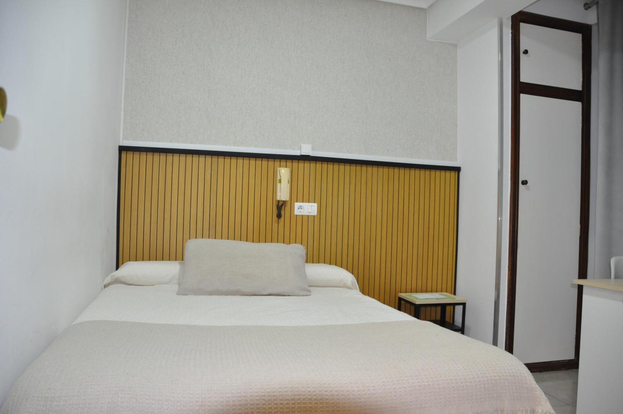 Chambre Simple avec Salle de Bains Privative